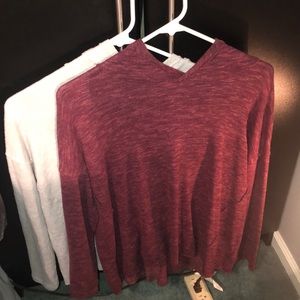 AE HOODED XS TOPS MAROON & GRAY!